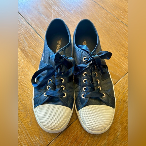 Gola Coaster Satin Navy Sneakers - Picture 2 of 8